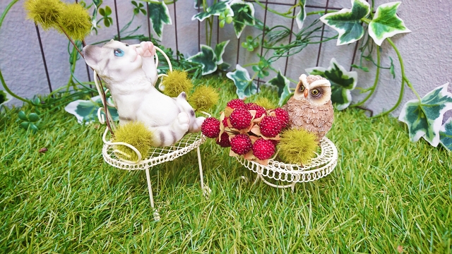 オシャレな人工芝ベランダ