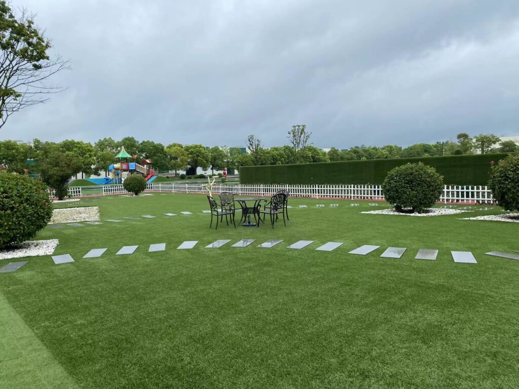 人工芝10年後２