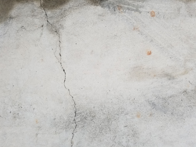 コンクリートクラック