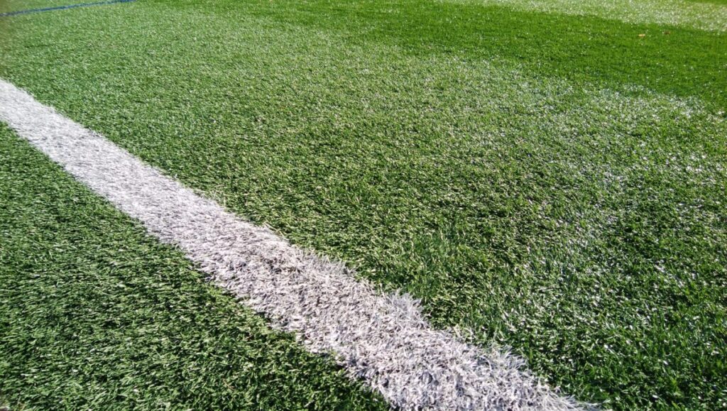 ロングパイル人工芝の特徴