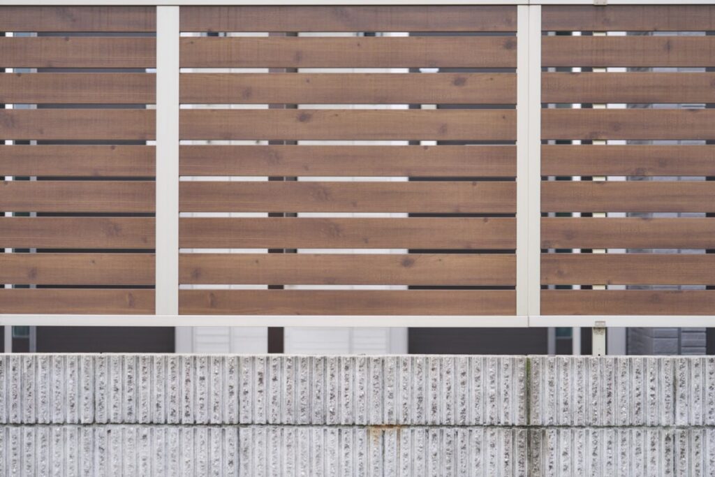 目隠しフェンスの施工イメージ