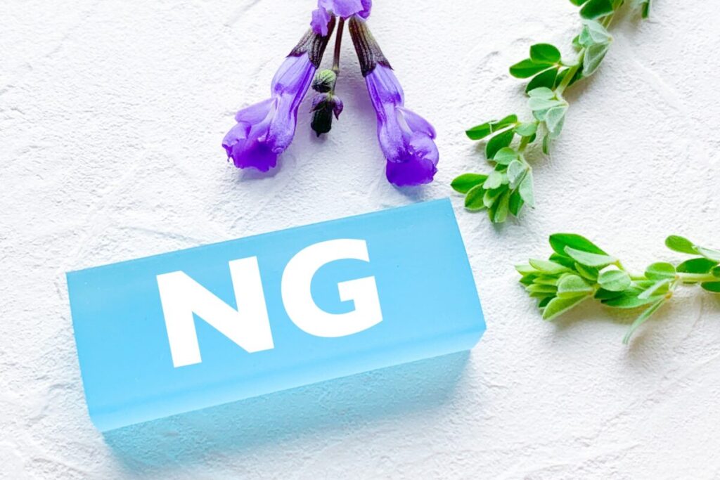 玄関に人工芝のデメリット