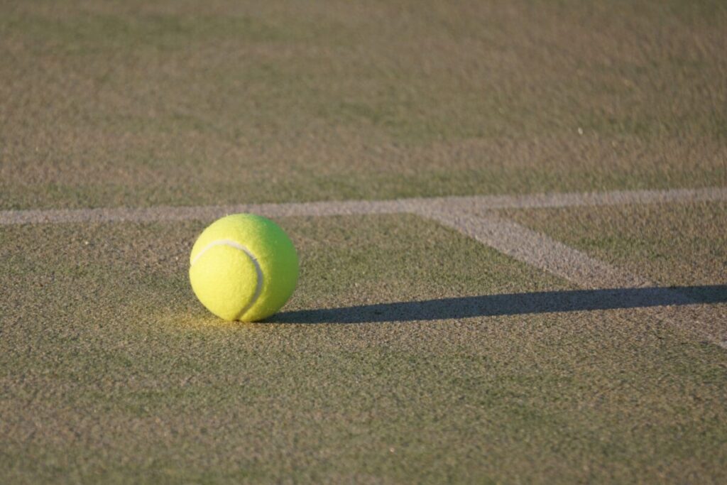 人工芝に砂を撒くメリット