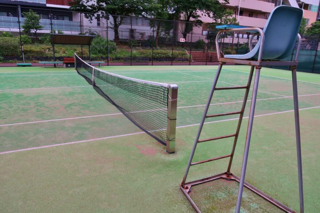 人工芝に砂を撒くデメリット