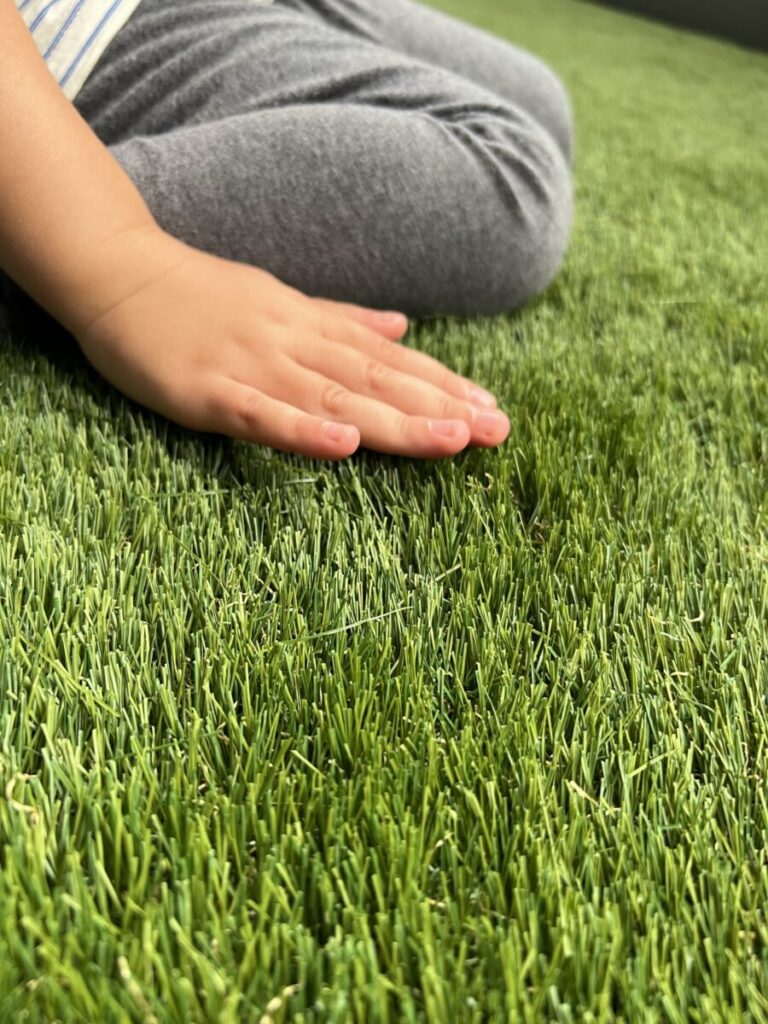 リアルな人工芝