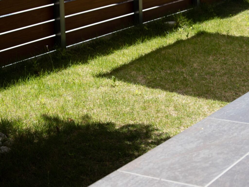 エクステリアの人工芝の選び方