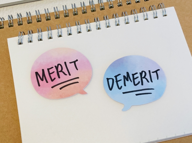 ベランダに人工芝を敷くメリット・デメリット