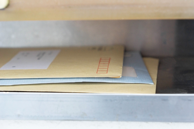 郵便物が濡れるのを防ぐ