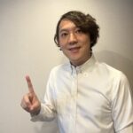 人工芝ドットコム店長<br><a href="https://jinkou-shiba.ofkt-dept.com/staff#takao">髙尾佳伸</a>